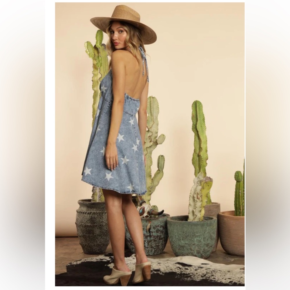 Halter dress